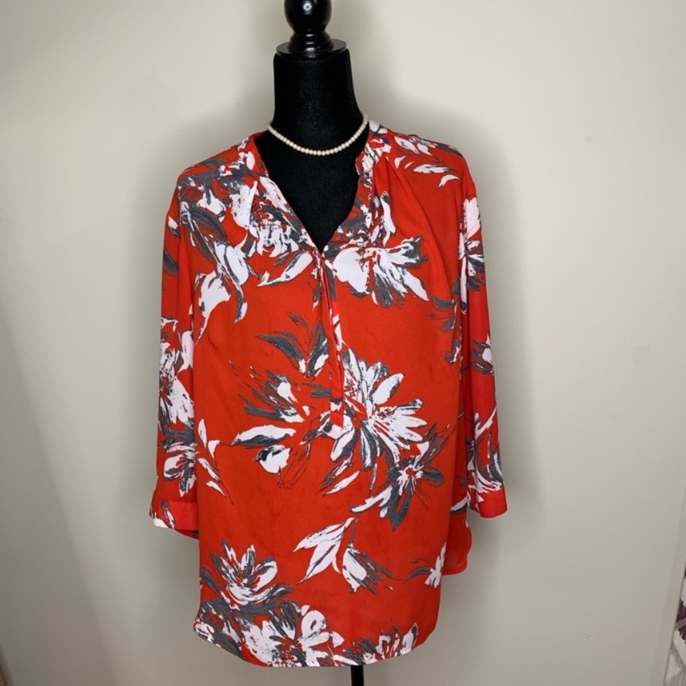 Violet and Claire top size 2X